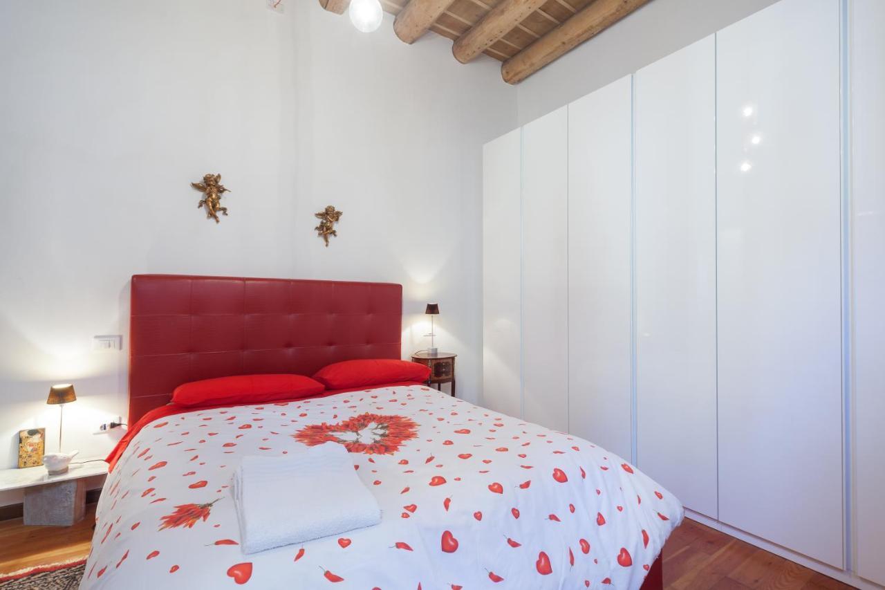 Residenza Principe Amedeo City Center Free Parking เวโรนา ภายนอก รูปภาพ