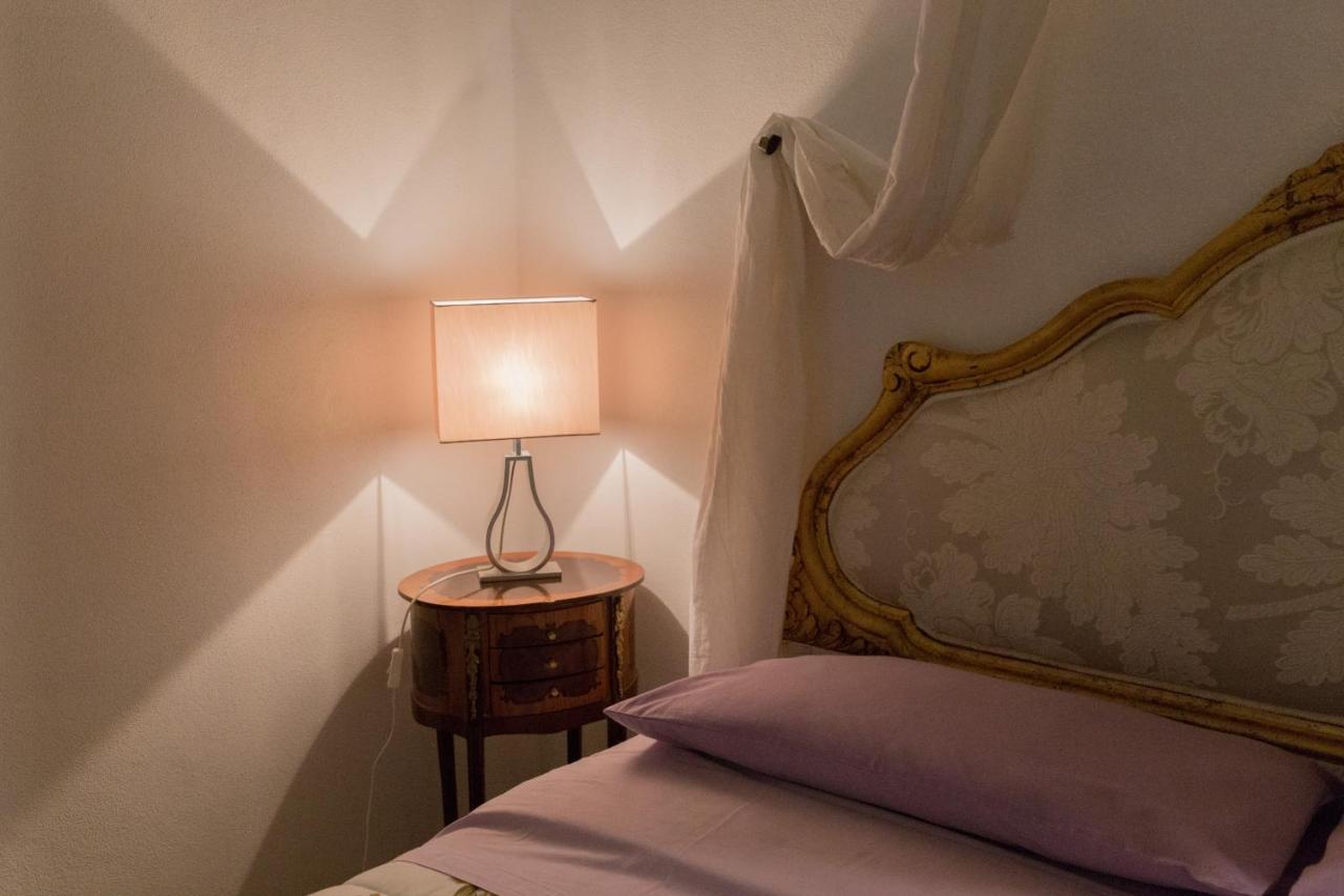 Residenza Principe Amedeo City Center Free Parking เวโรนา ภายนอก รูปภาพ